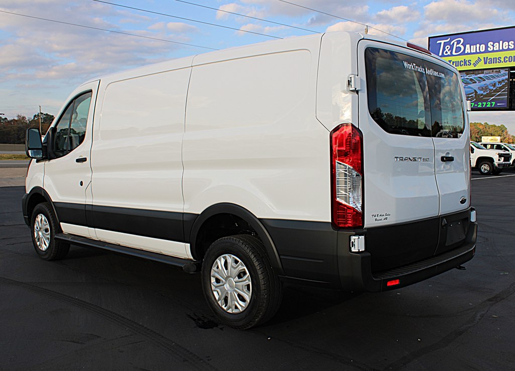 2023 Ford Transit XL Cargo Van photo 4