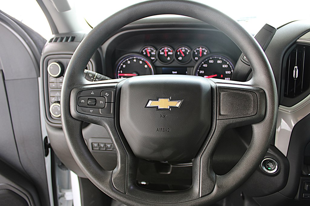 2024 Chevrolet Silverado 3500HD photo 14
