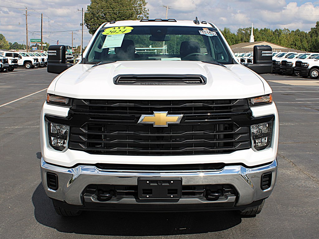 2024 Chevrolet Silverado 3500HD photo 8