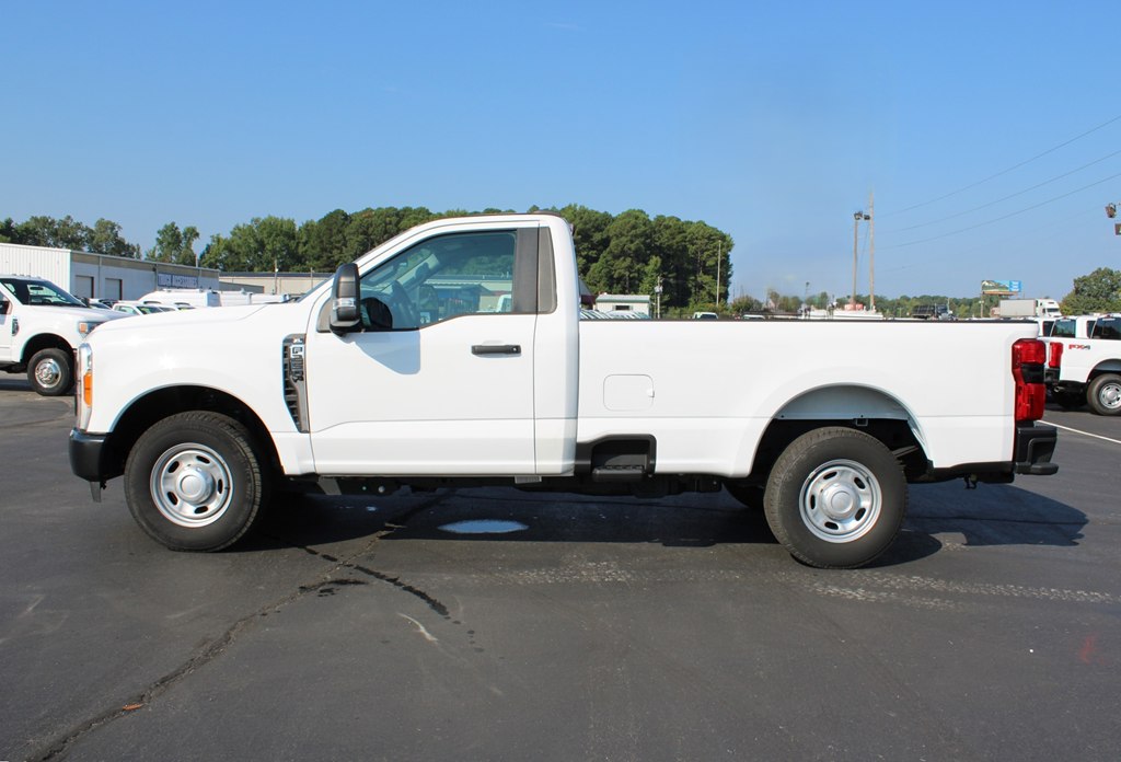 2023 Ford F-250 photo 6