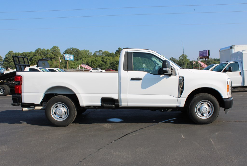 2023 Ford F-250 photo 7