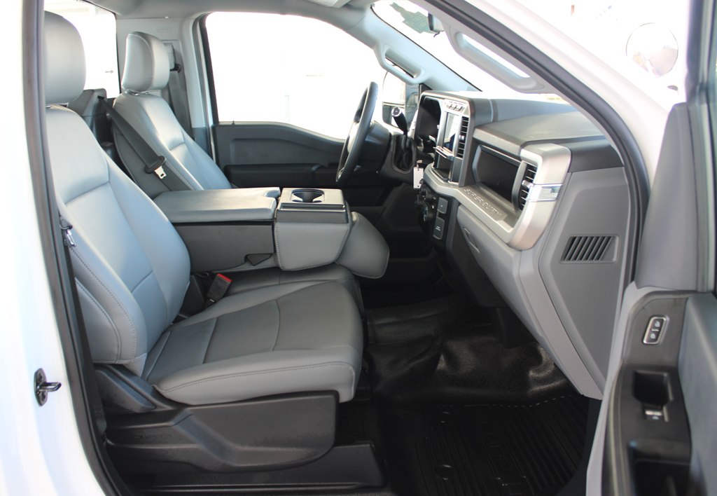 2023 Ford F-250 photo 14