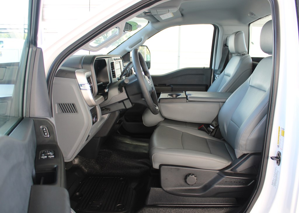 2023 Ford F-250 photo 13