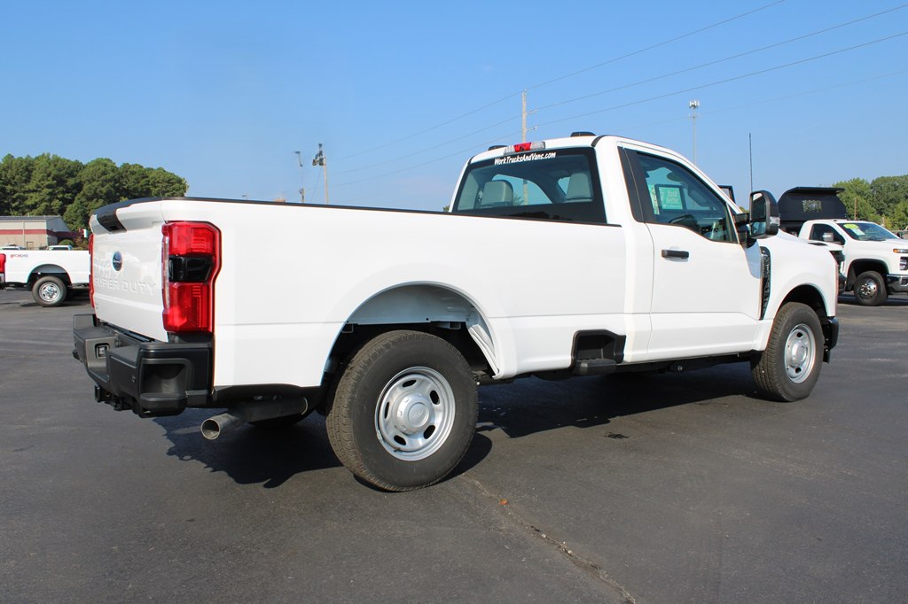 2023 Ford F-250 photo 5