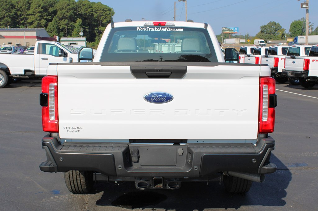 2023 Ford F-250 photo 9