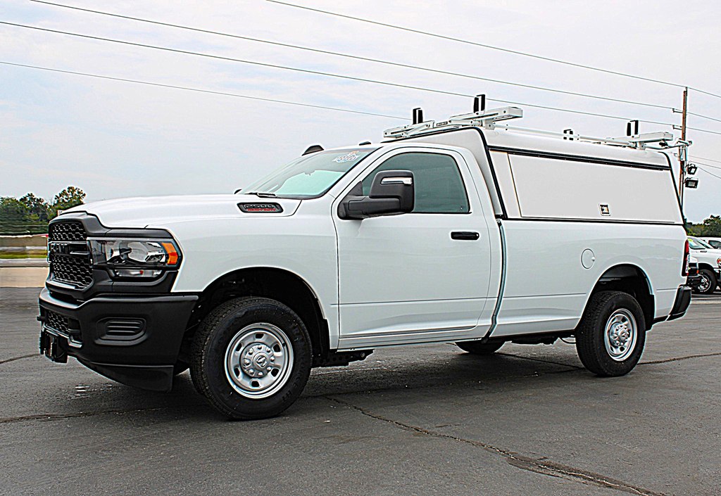 2024 Ram 2500 Tradesman photo 3