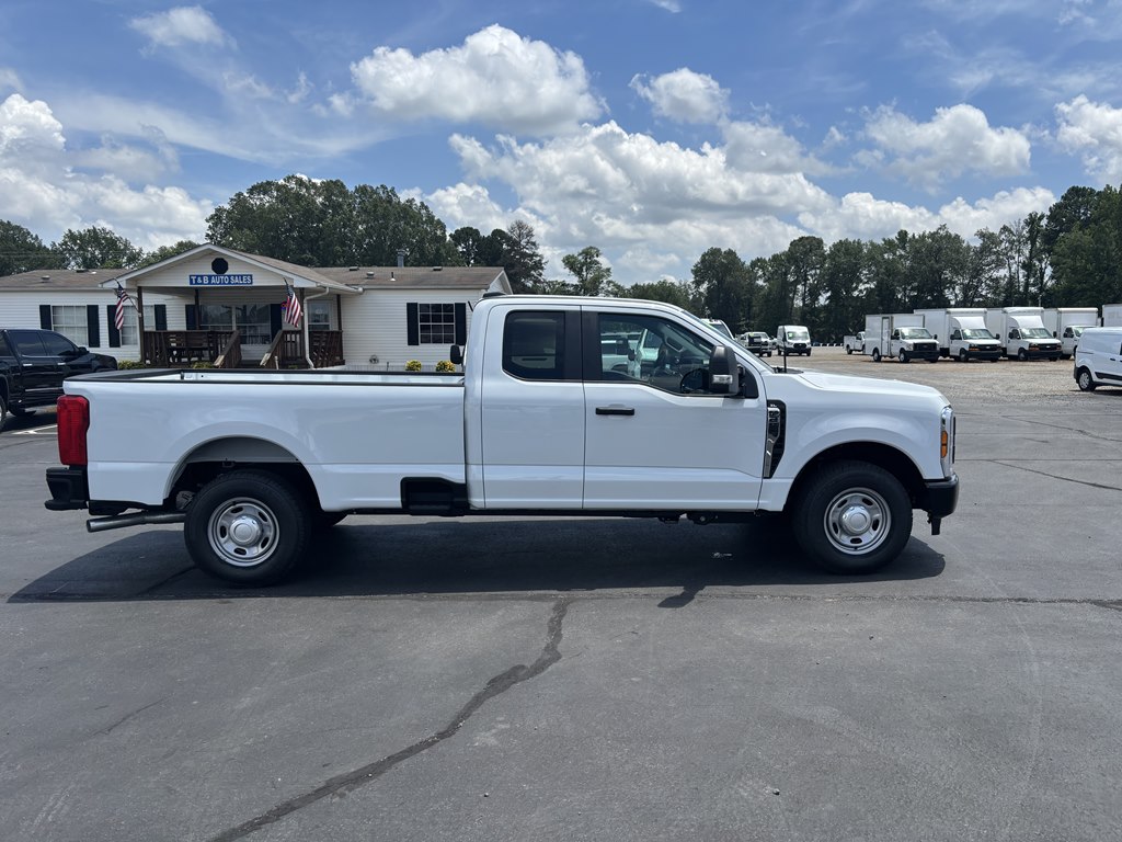 2024 Ford F-250 photo 5