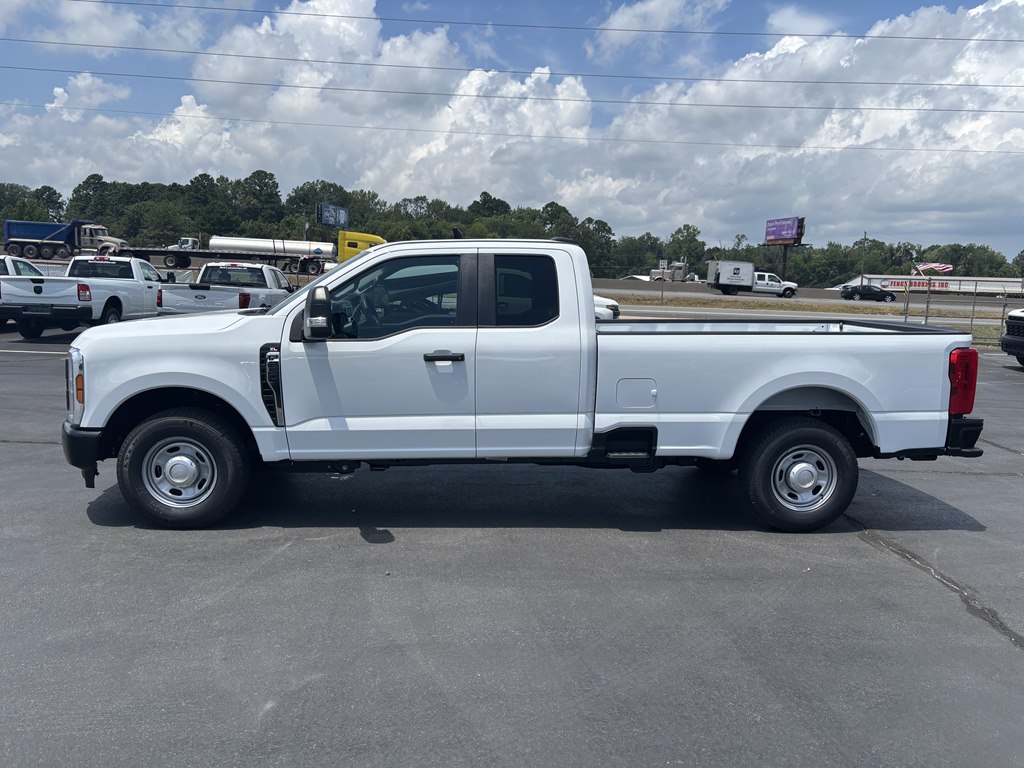 2024 Ford F-250 photo 4