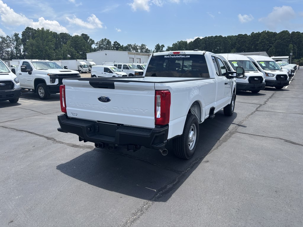 2024 Ford F-250 photo 7