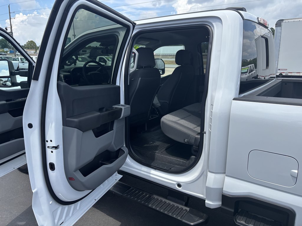 2024 Ford F-250 photo 11