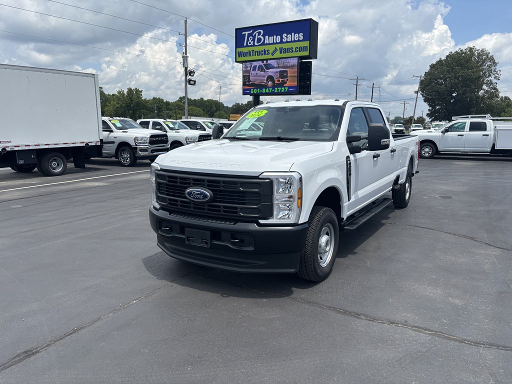 2024 Ford F-250 photo 3