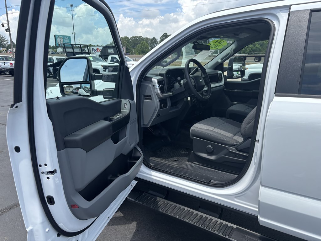 2024 Ford F-250 photo 10