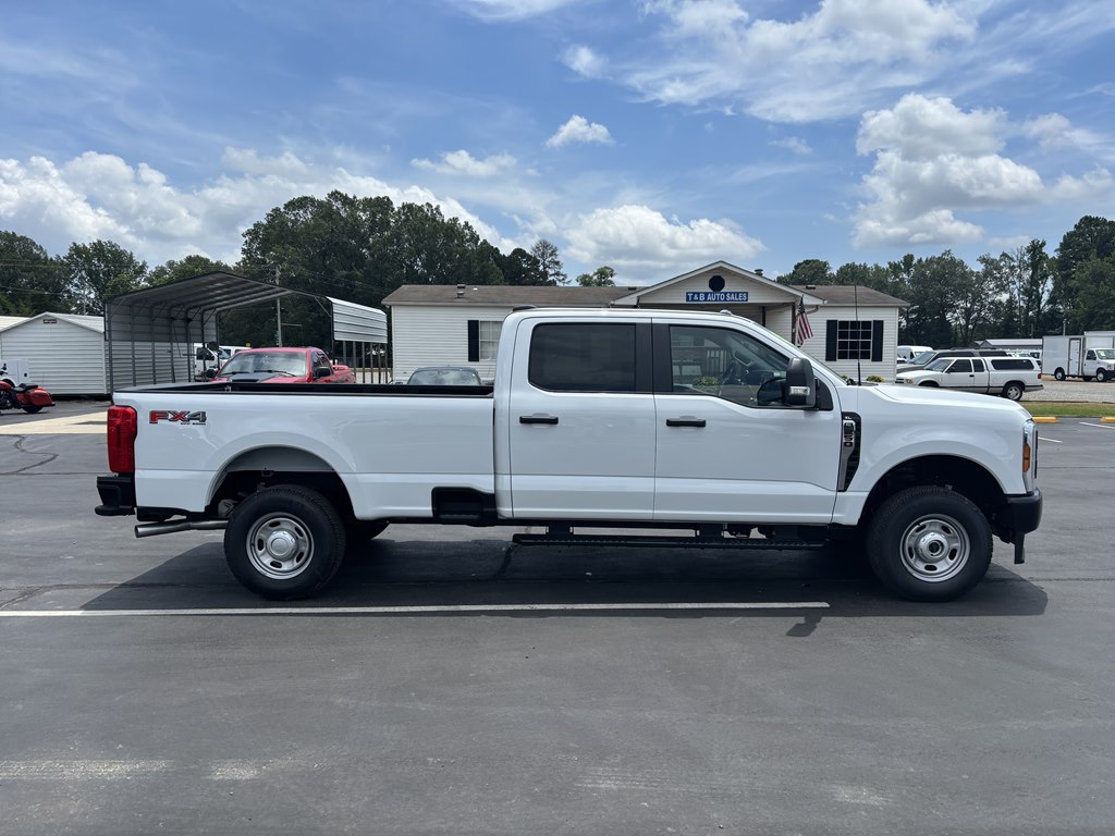 2024 Ford F-250 photo 5