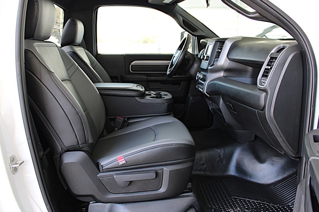 2024 Ram 2500 Tradesman photo 15