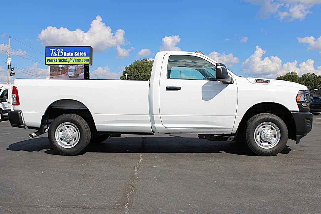 2024 Ram 2500 Tradesman photo 7