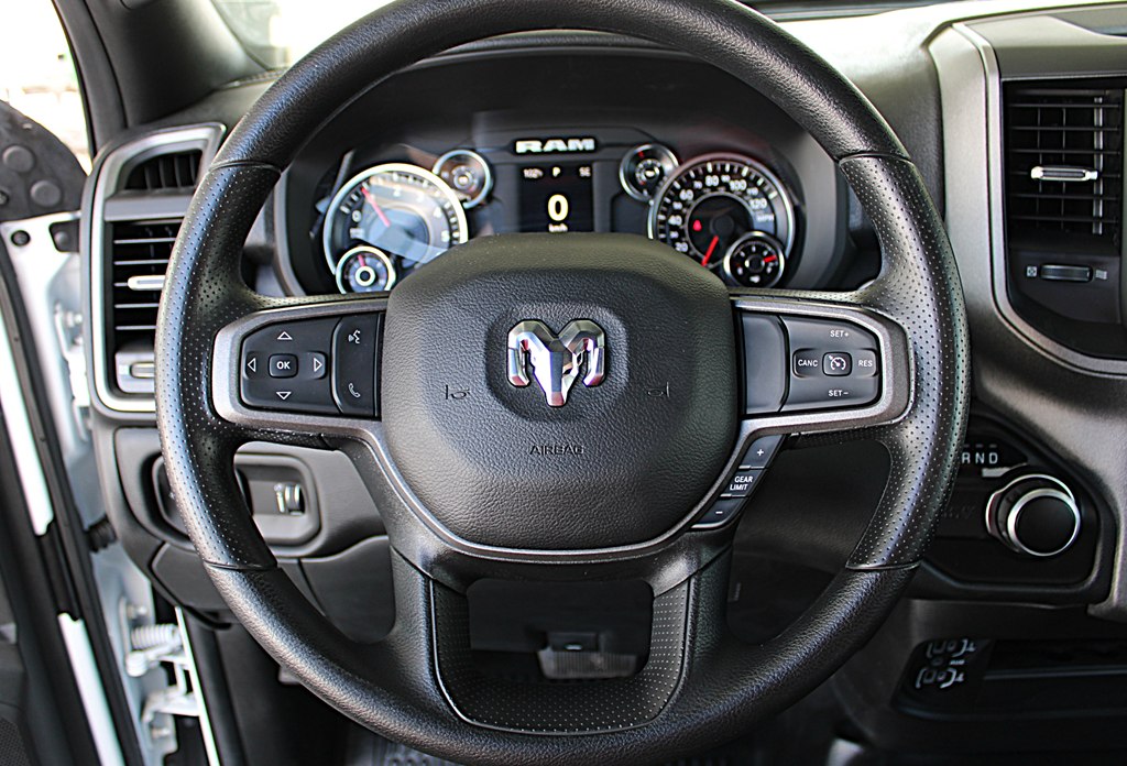 2024 Ram 2500 Tradesman photo 17