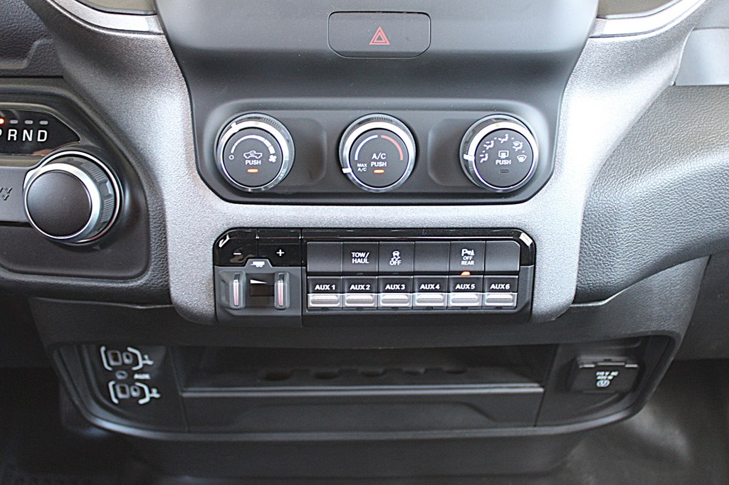 2024 Ram 2500 Tradesman photo 21
