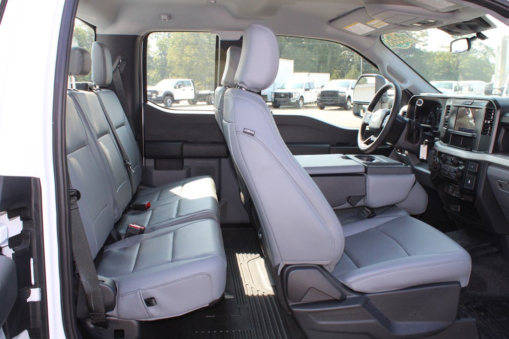 2025 Ford F-250 XL photo 16