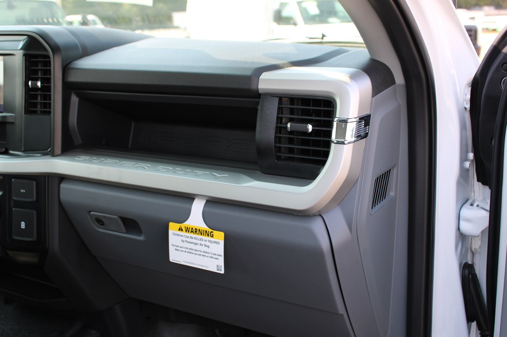 2025 Ford F-250 XL photo 22