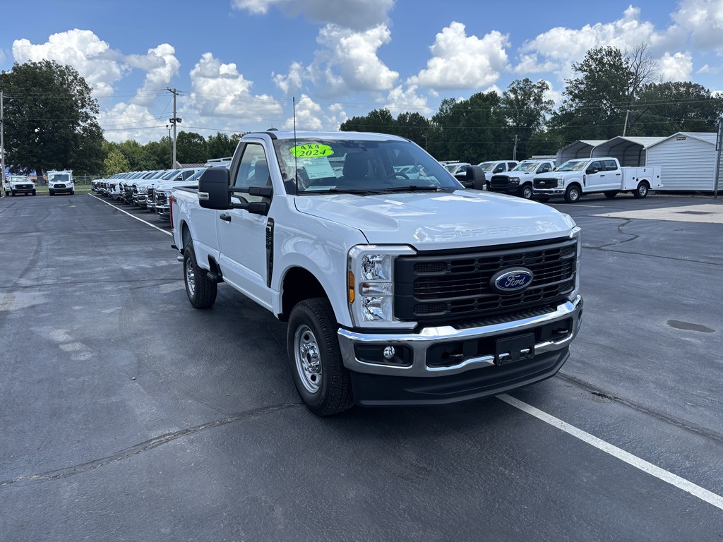 2024 Ford F-250 photo 3