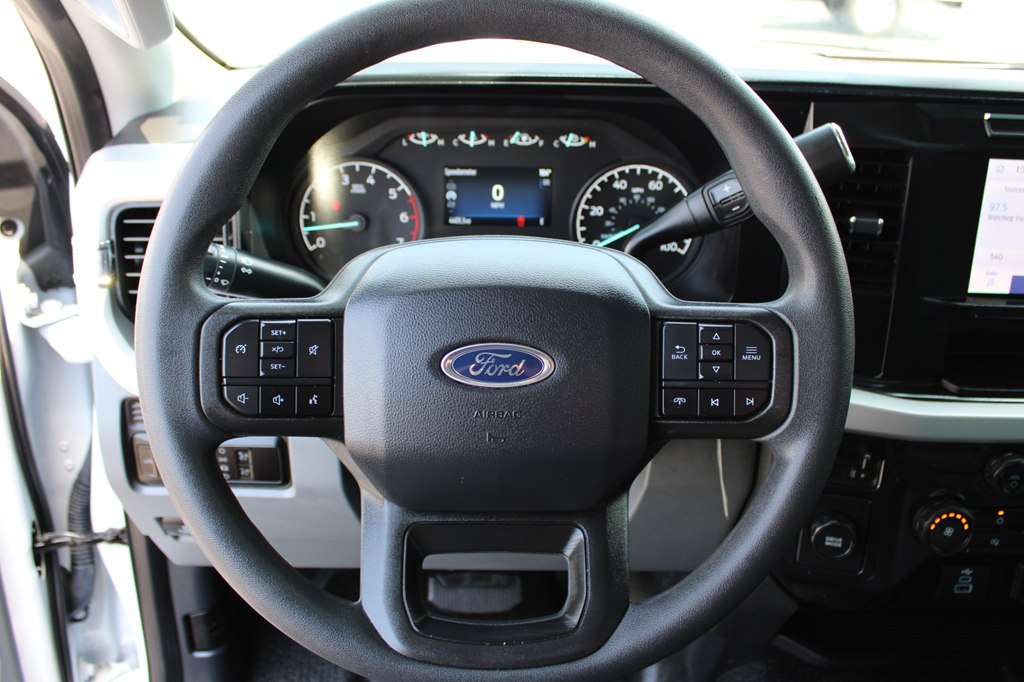 2024 Ford F-350 photo 17