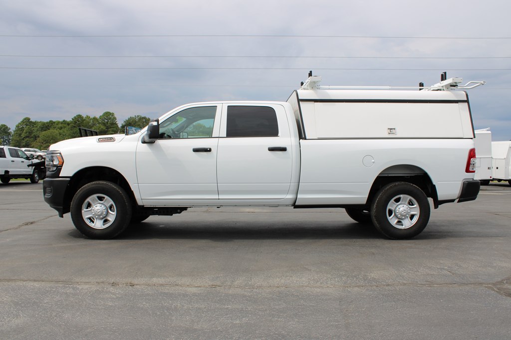 2023 Ram 3500 Tradesman photo 6