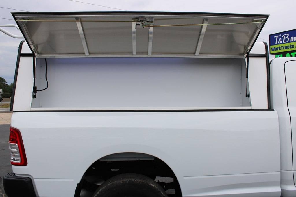2023 Ram 3500 Tradesman photo 8