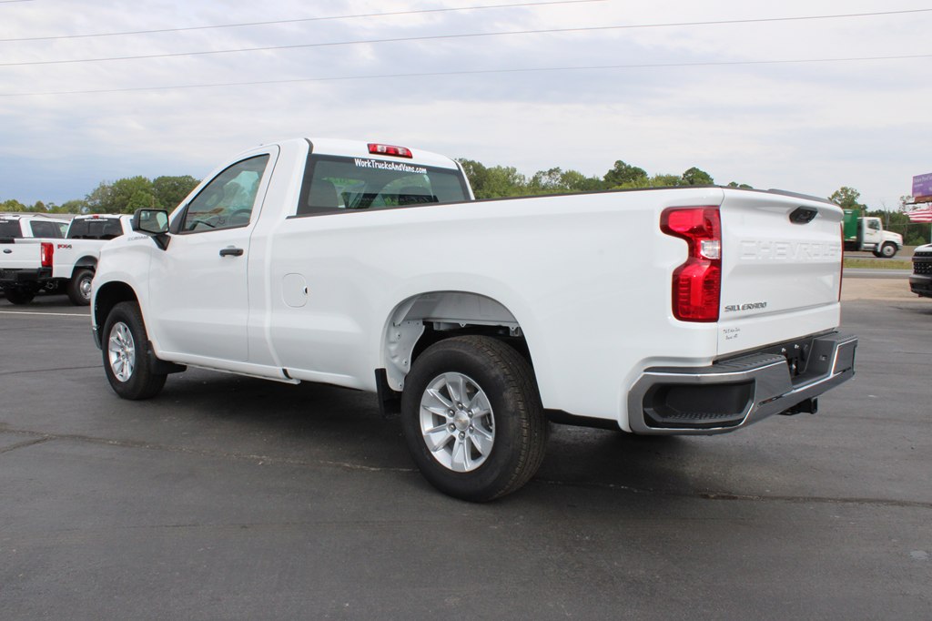 2024 Chevrolet Silverado 1500 photo 4