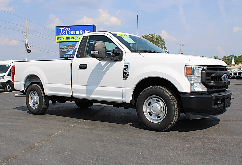 2022 Ford F-250 photo 2