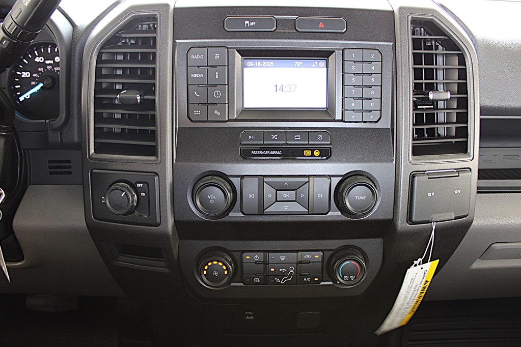 2022 Ford F-250 photo 16
