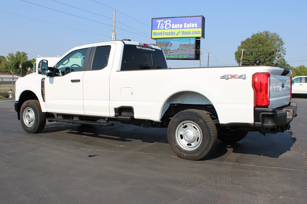 2024 Ford F-250 photo 4