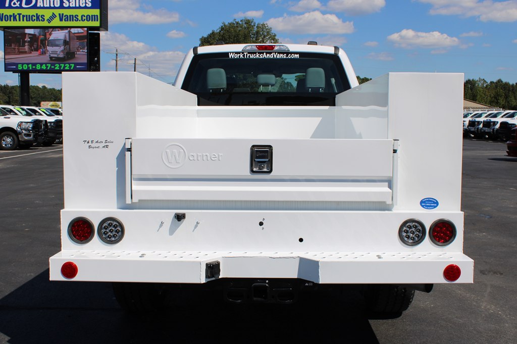 2023 Ford F-350 photo 10