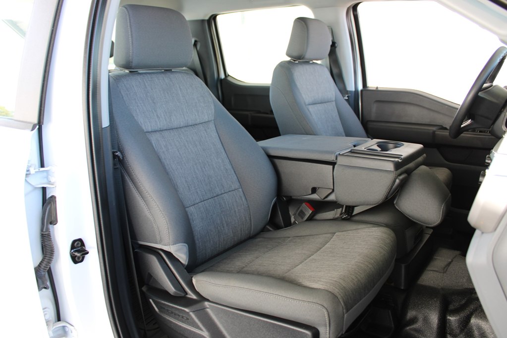 2023 Ford F-350 photo 16