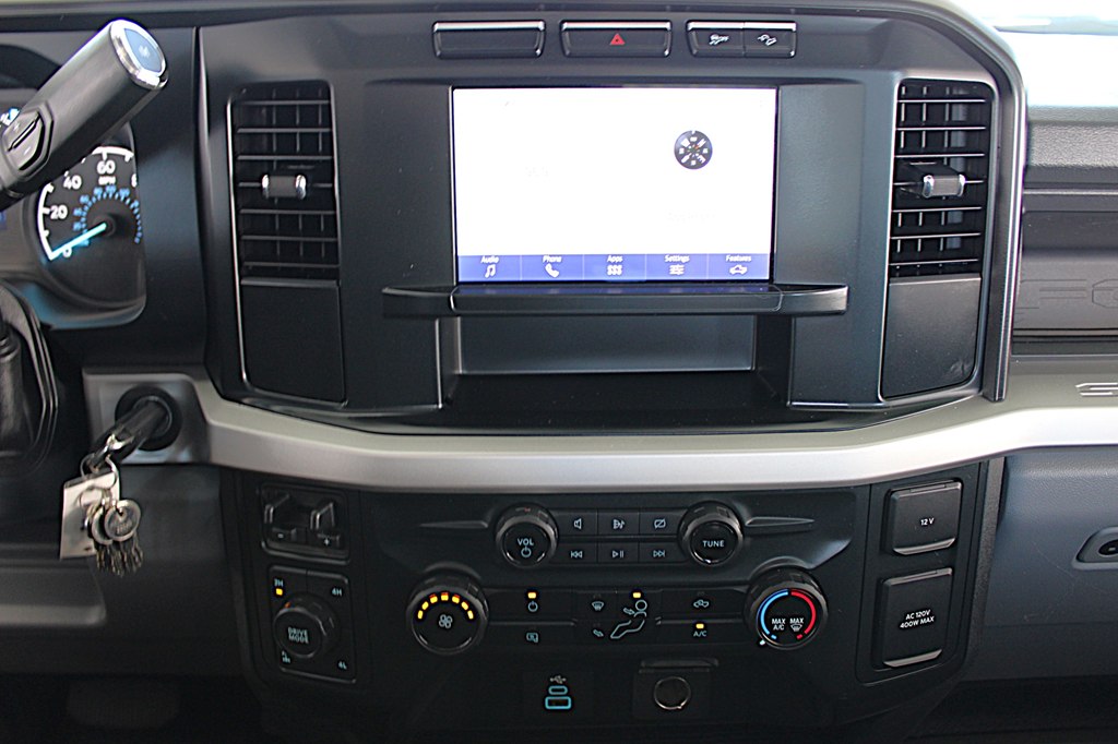 2023 Ford F-350 photo 20