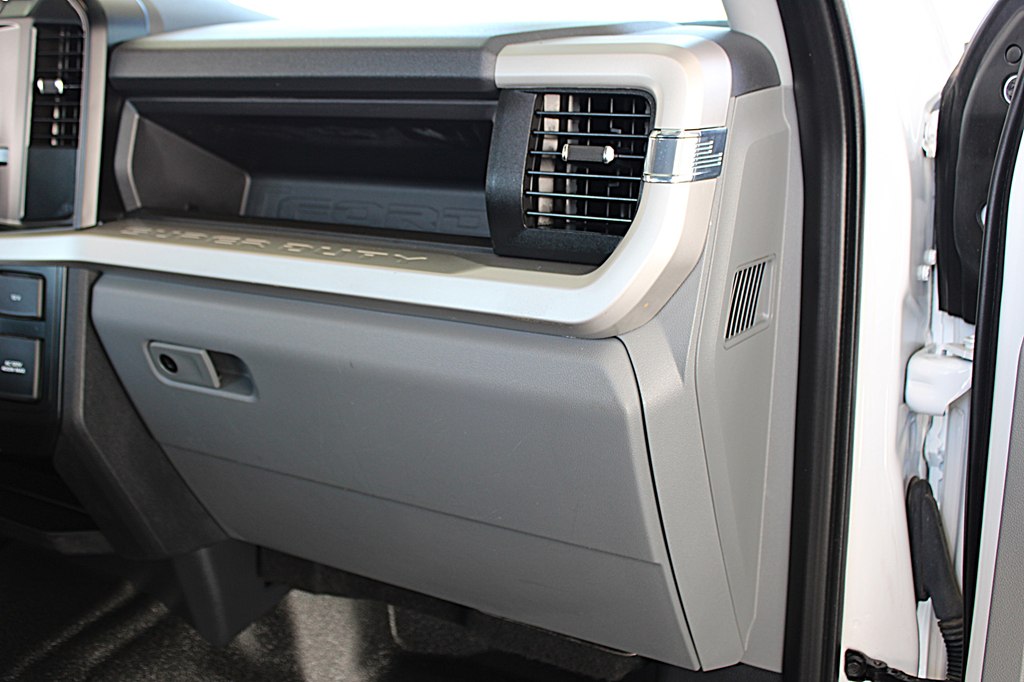 2023 Ford F-350 photo 23