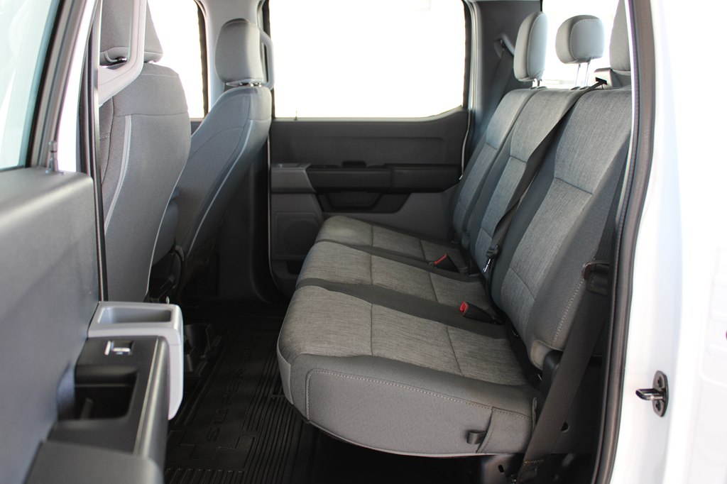2023 Ford F-350 photo 15