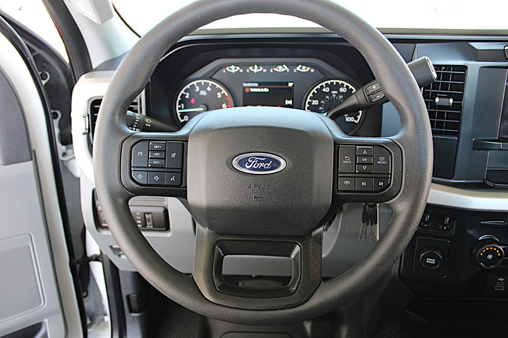 2024 Ford F-250 photo 19