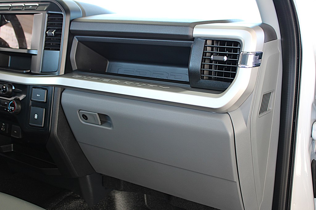 2024 Ford F-250 photo 23