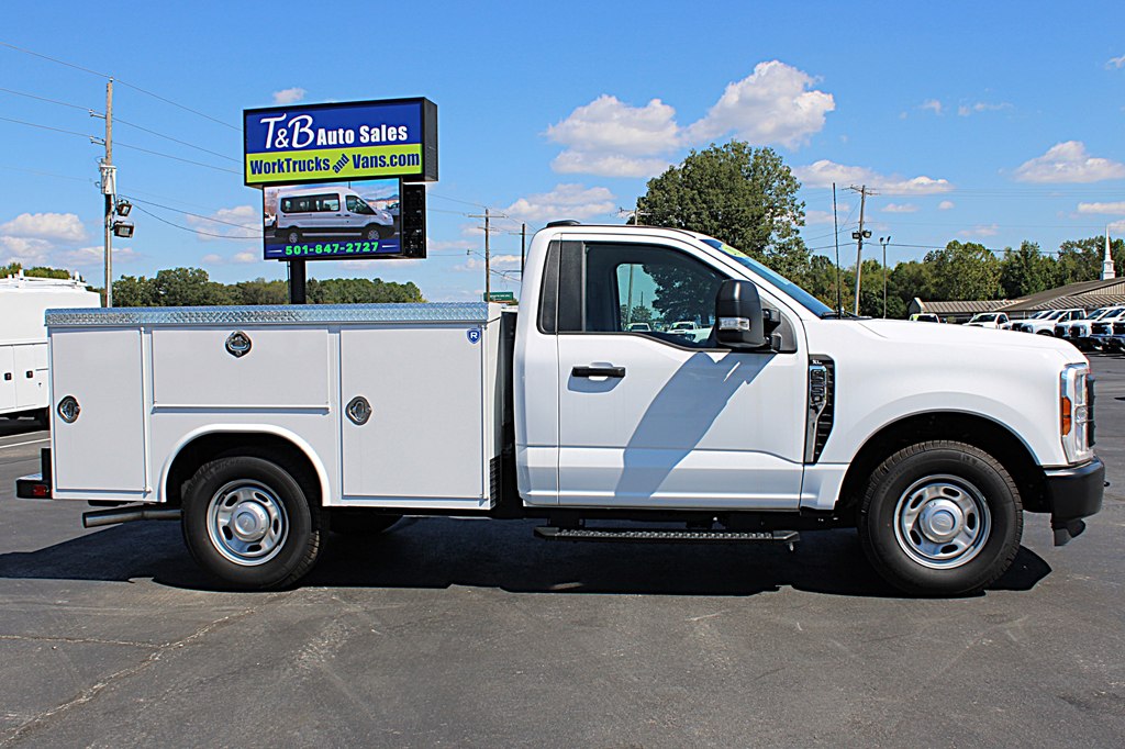 2024 Ford F-250 photo 9