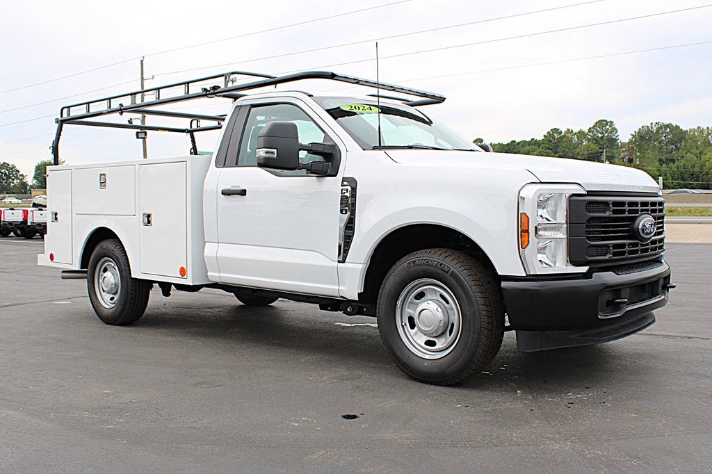 2024 Ford F-250 photo 3