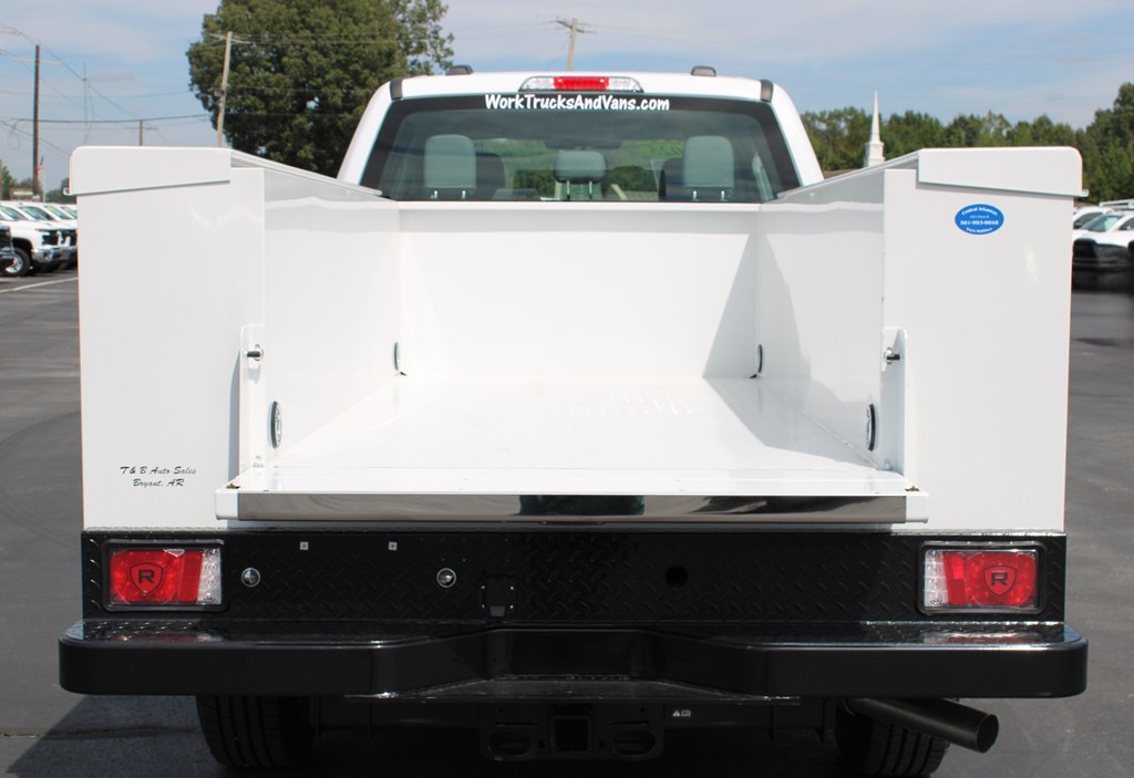 2025 Ford F-250 photo 13