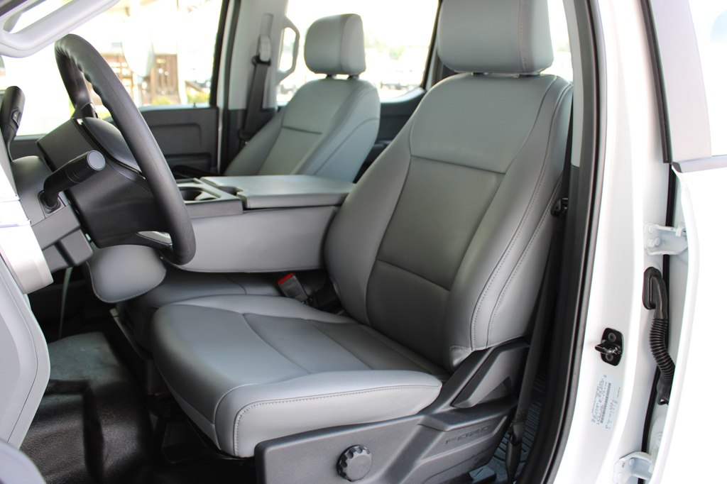 2025 Ford F-250 photo 15