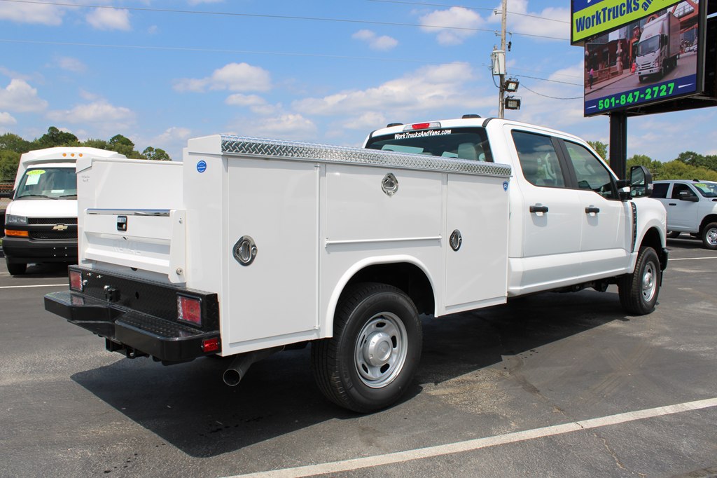 2025 Ford F-250 photo 5