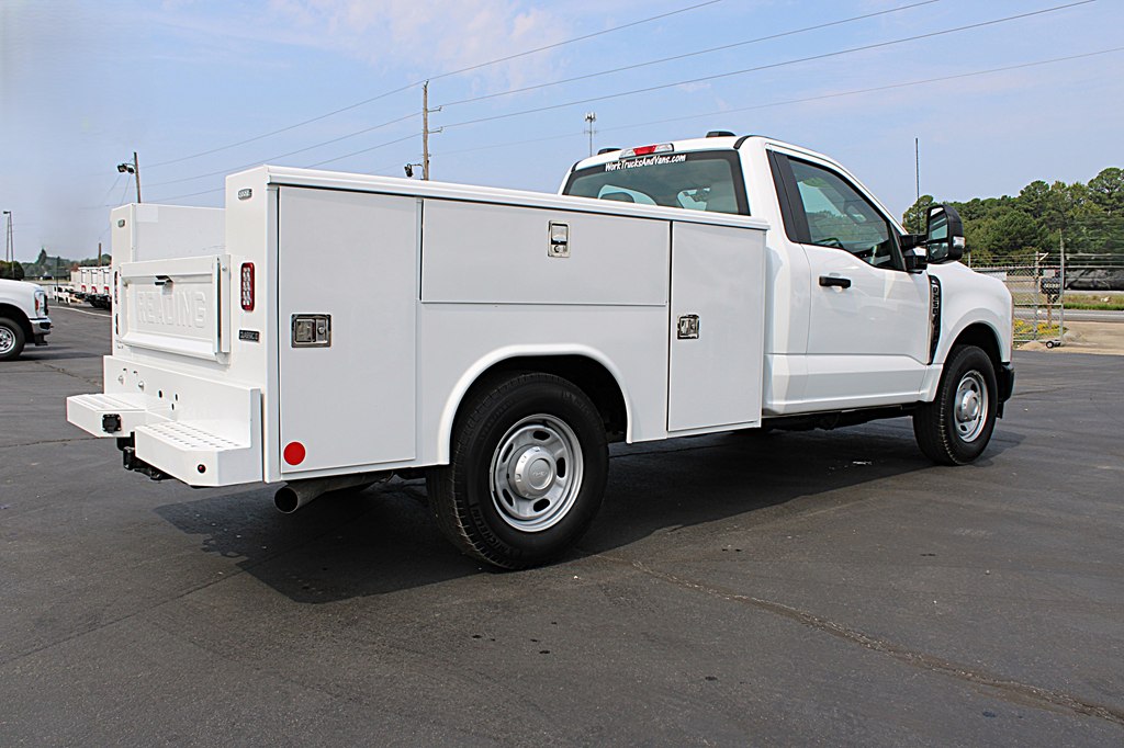 2023 Ford F-250 photo 5