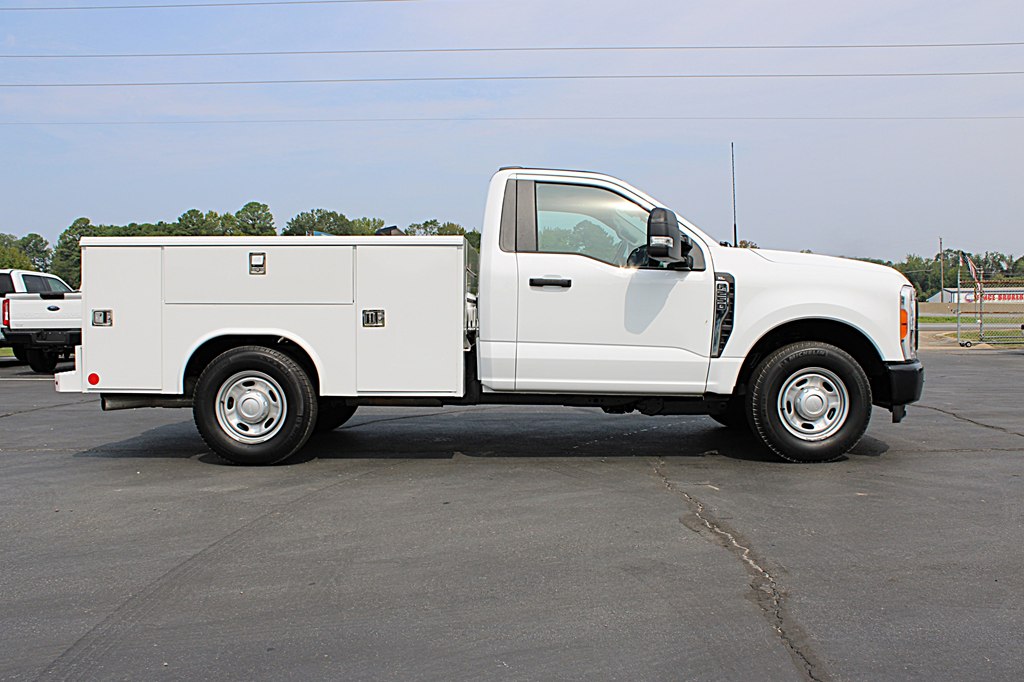 2023 Ford F-250 photo 8