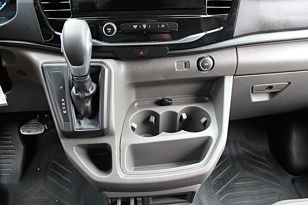 2023 Ford Transit Cutaway photo 20
