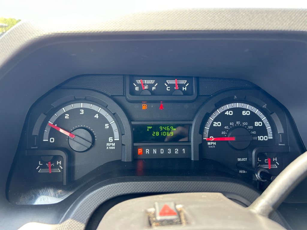 Photo 9 of this FORD ECONOLINE