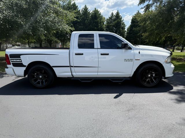 Photo 4 of this RAM 1500