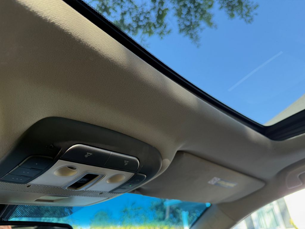 Photo 17 of this ACURA MDX