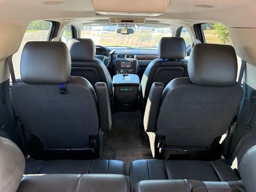 Photo 16 of this GMC YUKON XL
